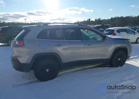 2019 Jeep Cherokee Latitude 4X4 from USA, damaged, VIN 1C4PJMCX7KD125357